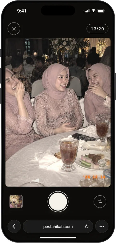 Tampilan kamera tamu PestaNikah di HP dengan sisa jatah foto